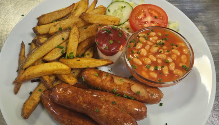 blackwater-irish-pub-winterberg-bangers & chips