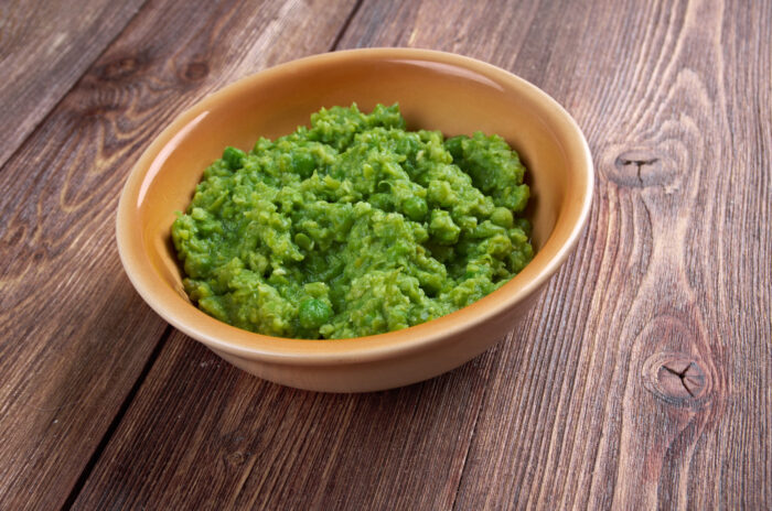 blackwater-irish-pub-winterberg-bowl of mushy peas-gestampfte Erbsen
