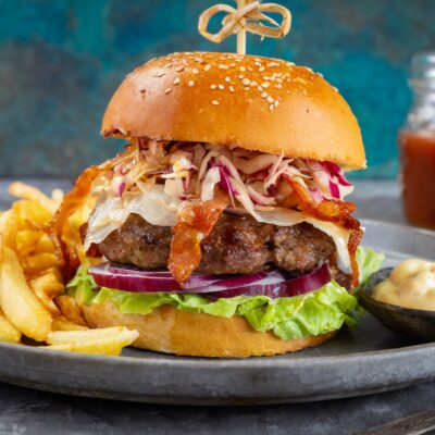 blackwater-irish-pub-winterberg-Special Burger